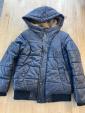 ⑨男児服　冬用ジャケット　黒　サイズ116に関する画像です。