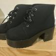 H&M platfrom shoes size 6